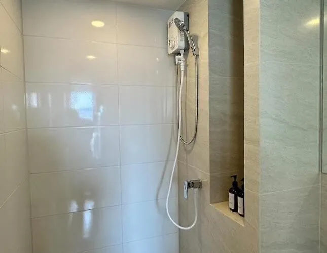 1bed Near Airport Dmk Bts Swimming Pool Gym Monthly Apartment