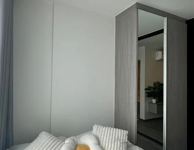 1bed Near Airport Dmk Bts Swimming Pool Gym Monthly Apartment *